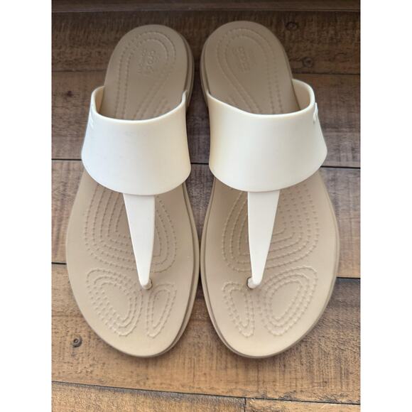Crocs Sandals Women's Size 7 White Beige Thong Flip Flop Slide Comfort Foam - Picture 1 of 8